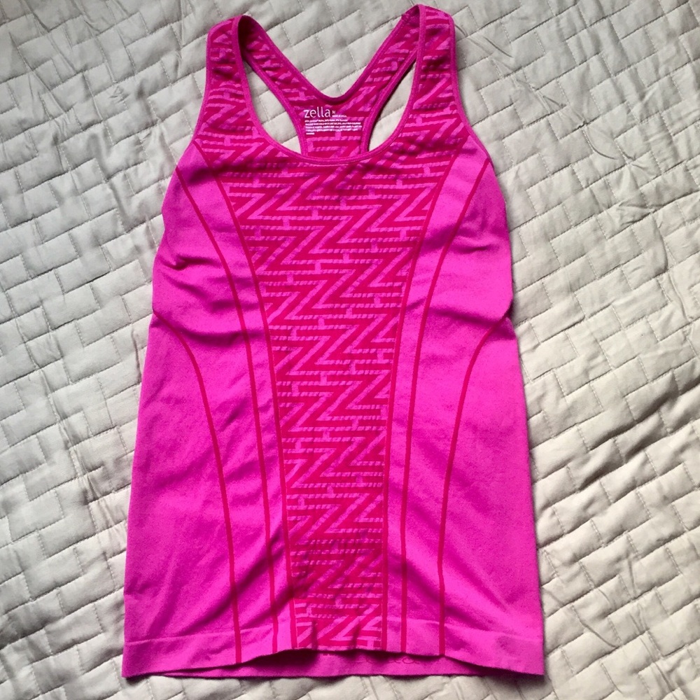 🔥price drop🔥 Zella tank top. Size M